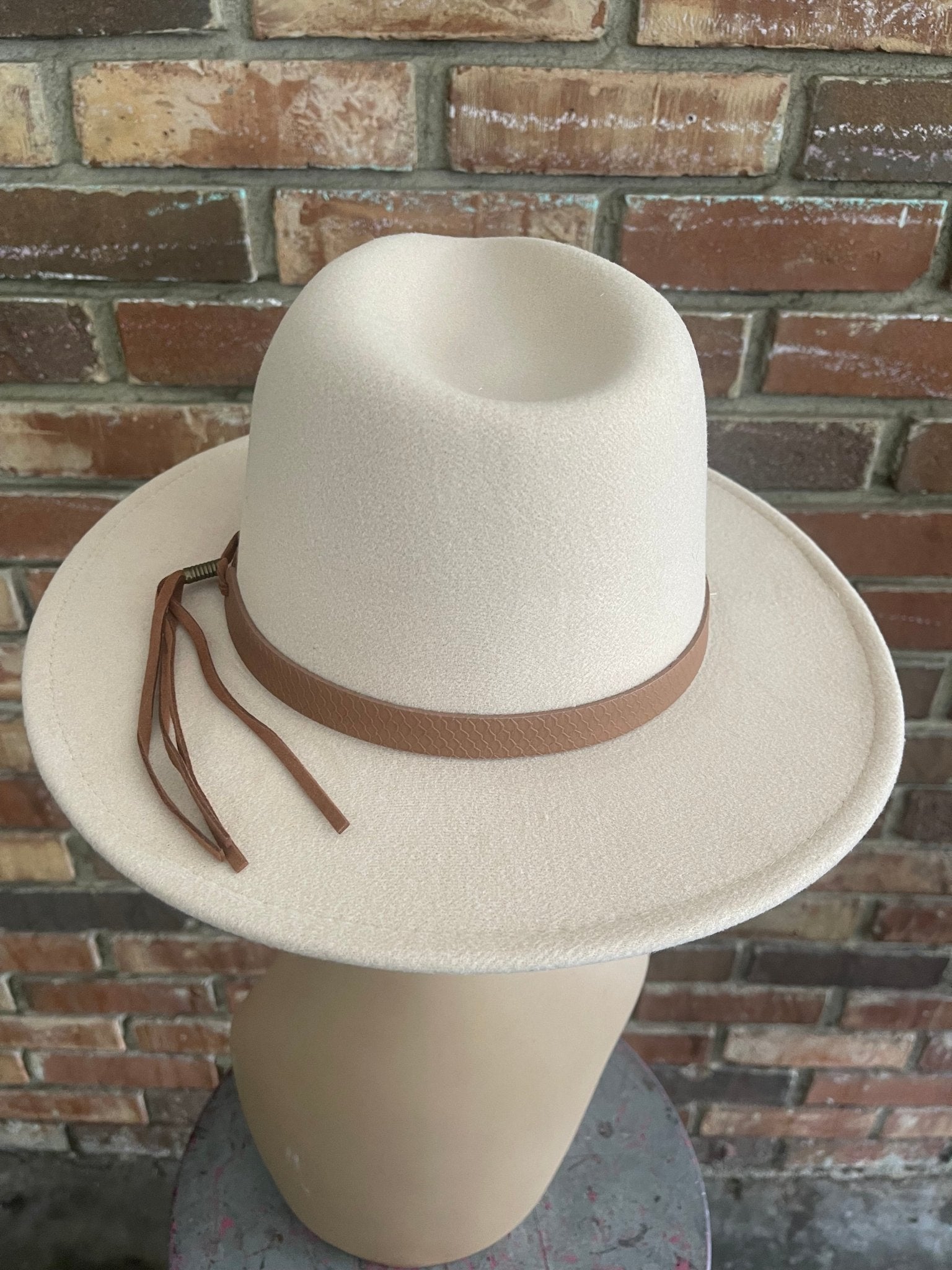 Felt Oatmeal Fedora Hat - Rosmarray Collections, LLC.