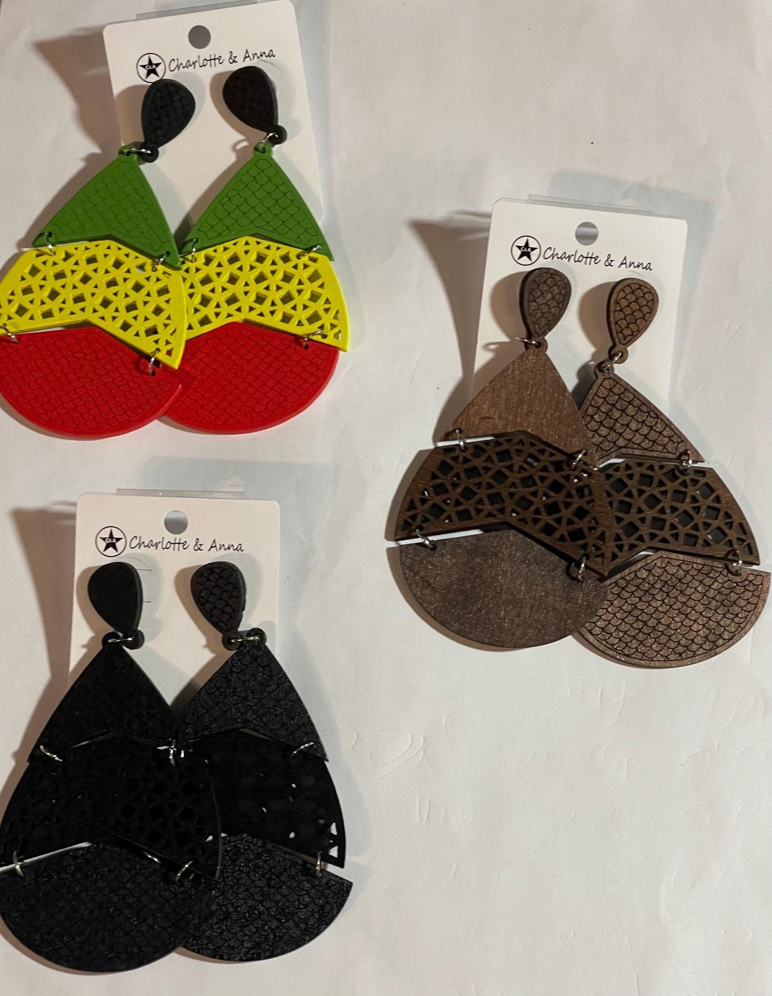 Wooden Chunky Drop Earrings - Rosmarray Collections, LLC.